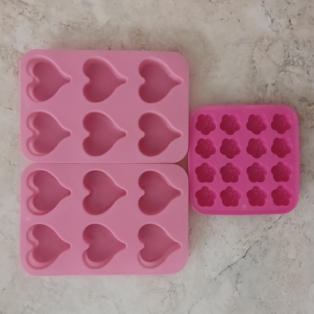 Silicone Heart Molds & Bonus Flower Ice Mold